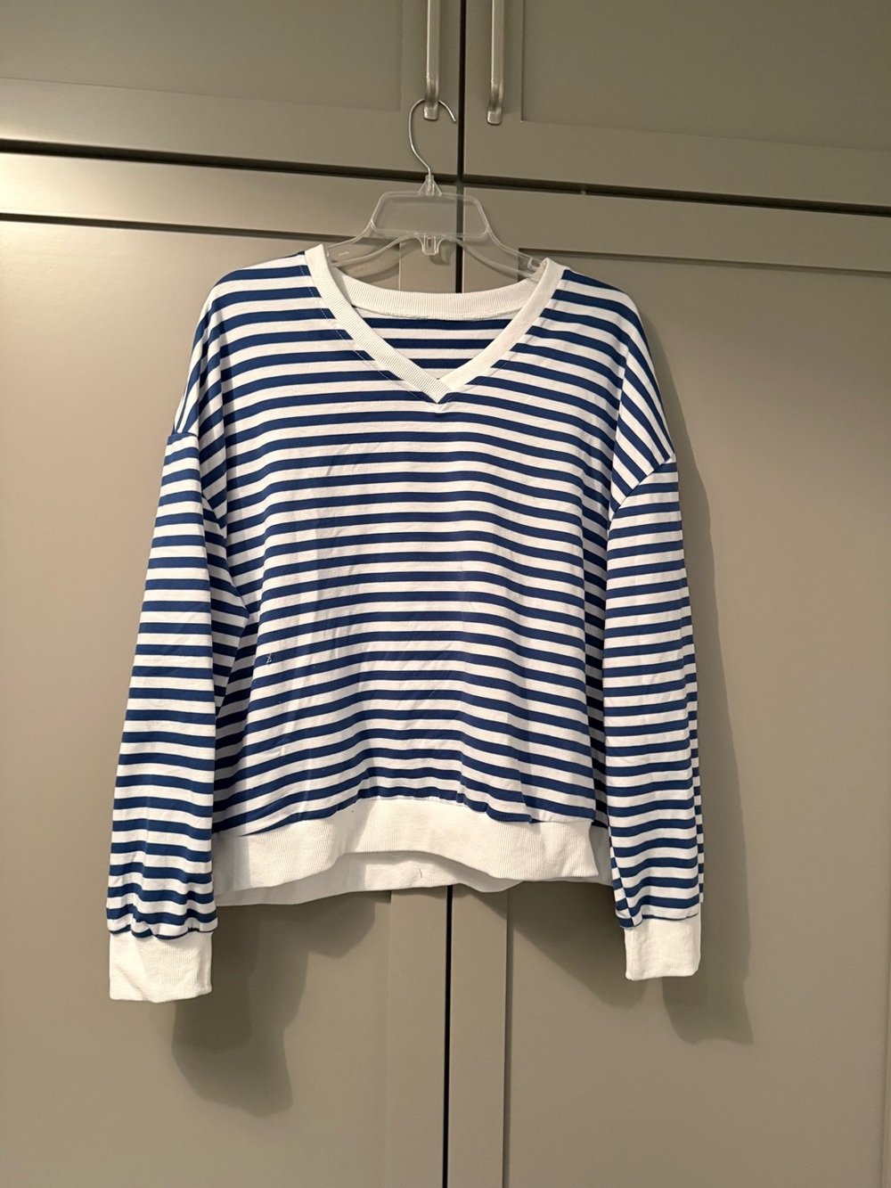 Navy Blue & White striped Cotton Blend Pullover Crewneck/Sweater - Size XL